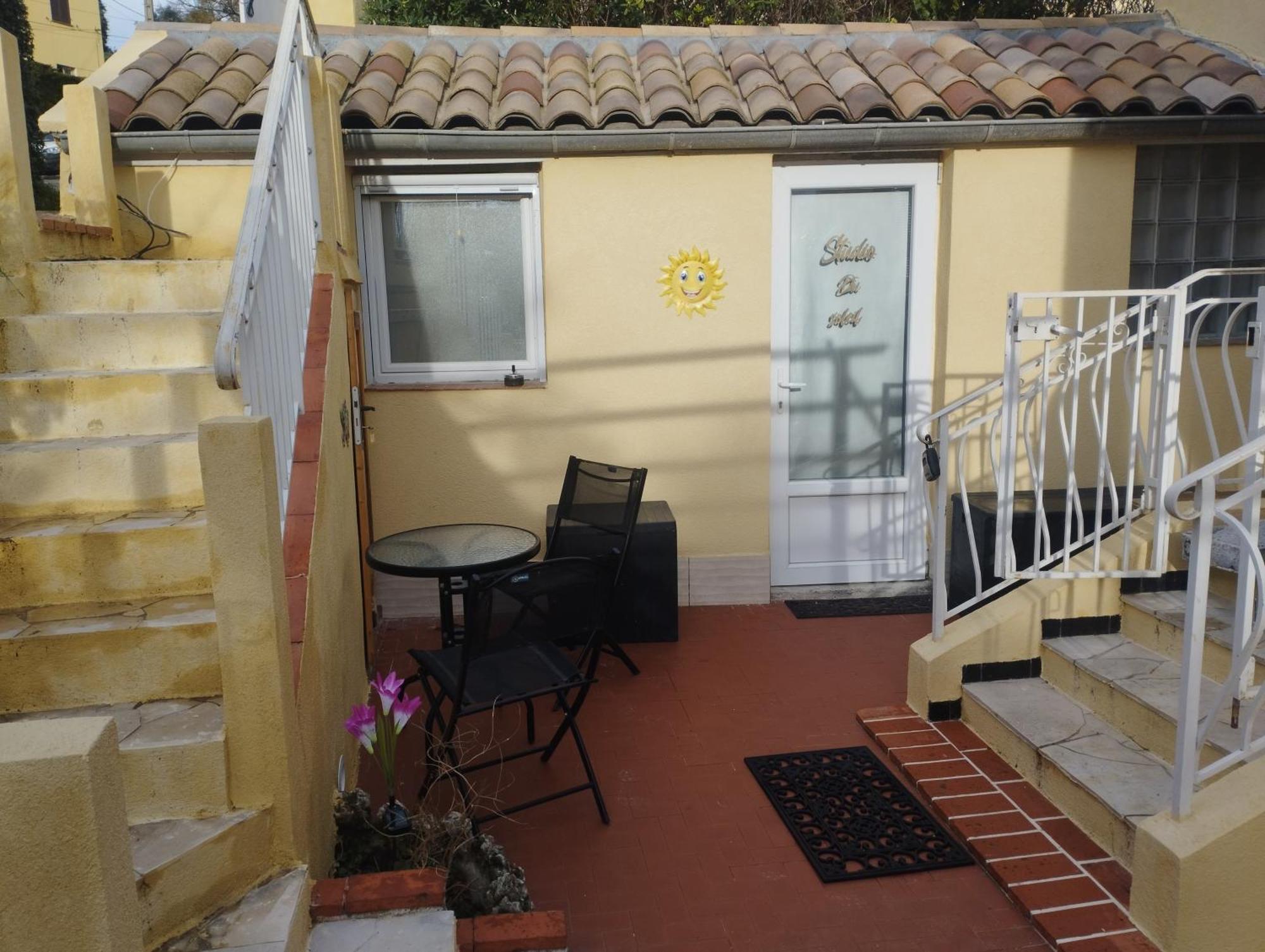 Studio Du Soleil Rez De Jardin Avec Parking Gratuit Vence Zewnętrze zdjęcie
